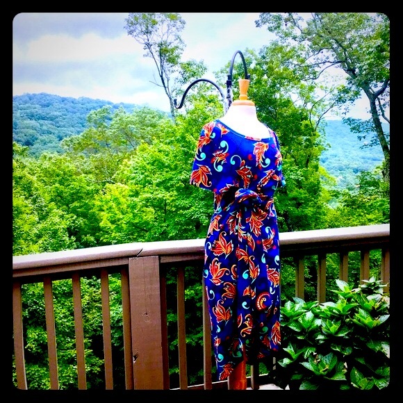 - ❤️ Lularoe Carly XL Dress. - Picture 3 of 10